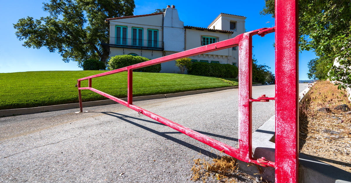 Is Pleasantville, NY a Wealthy Area? What It Means for Home Security — Pleasantville Locksmith