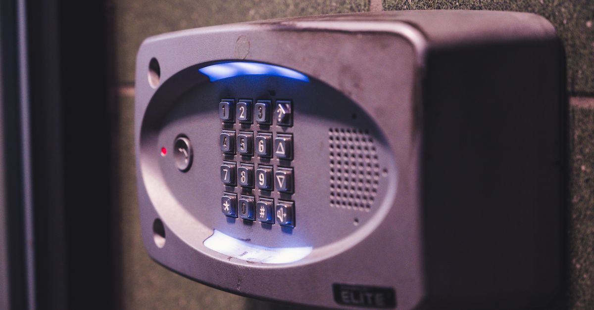 Mortise Lock vs. Cylindrical Lock: Which Do Older Pleasantville Homes Have? — Pleasantville Locksmith