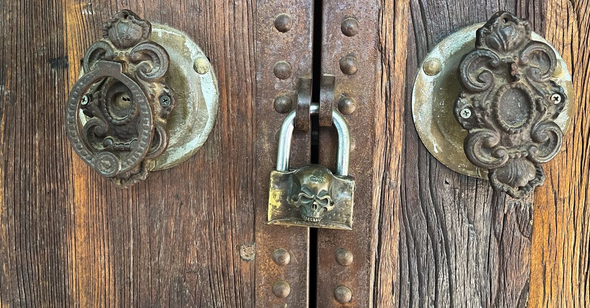 locksmith service technician — Pleasantville Locksmith